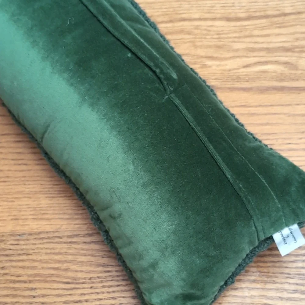 Mackinac Velvet Dark Green Hooked Textured Pillow Chandler 4 Corners